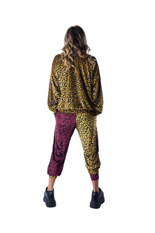 fashion, outfits, festival fashion, jacket pant set, unisex clothing, reversible jacket,  matching set, joggers, designer clothing, animal print jacket, animal print pants, cheetah pants, loungewear